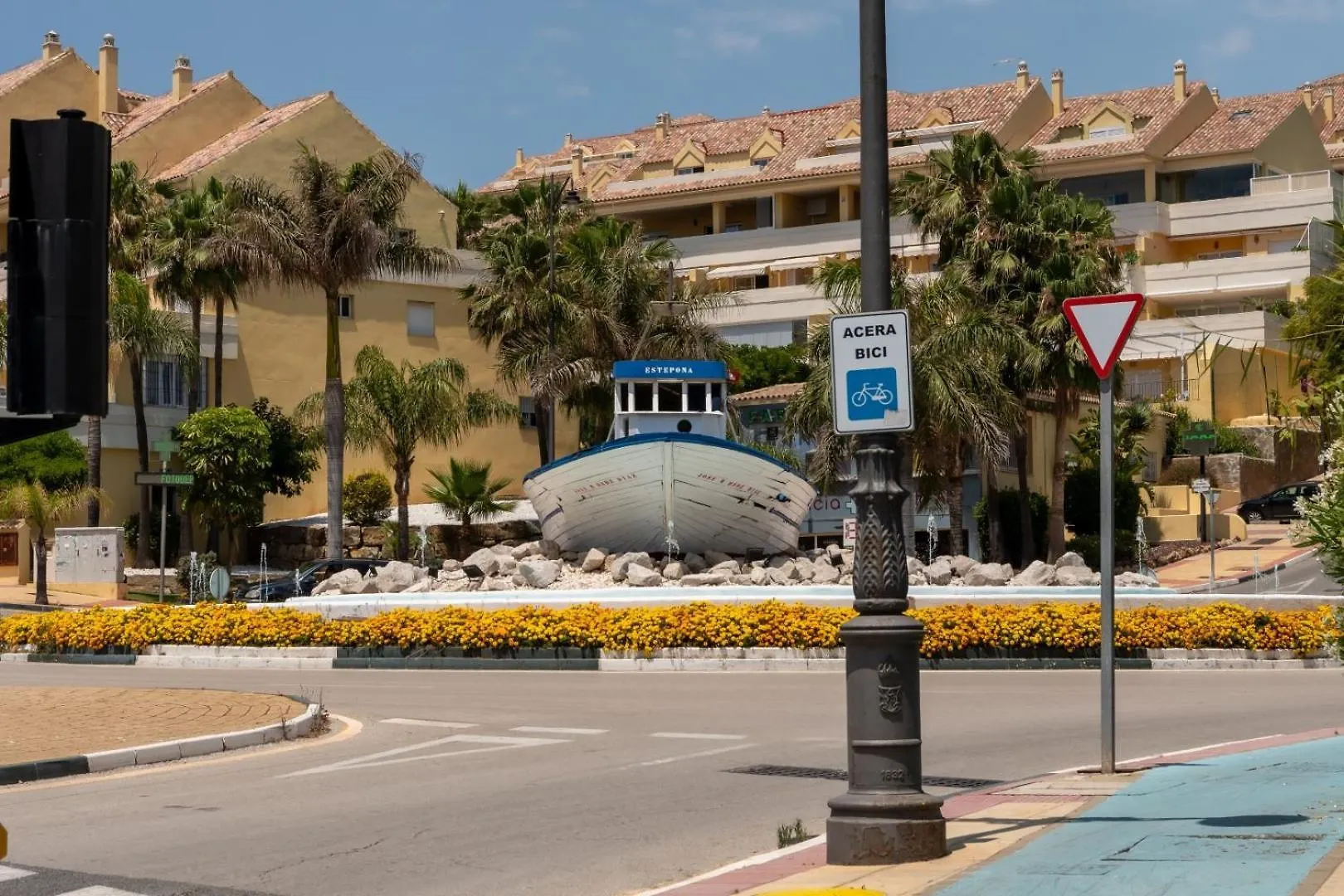 Apartment Paradise Lagoon Alcazaba By Hostlovers Estepona