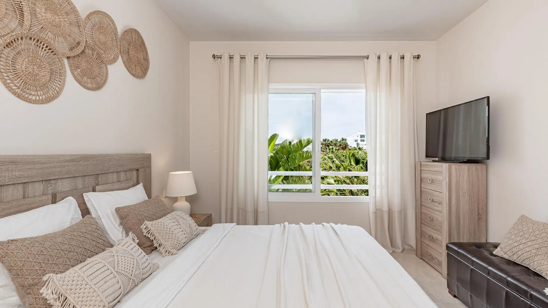 Paradise Lagoon Alcazaba By Hostlovers Estepona Apartment