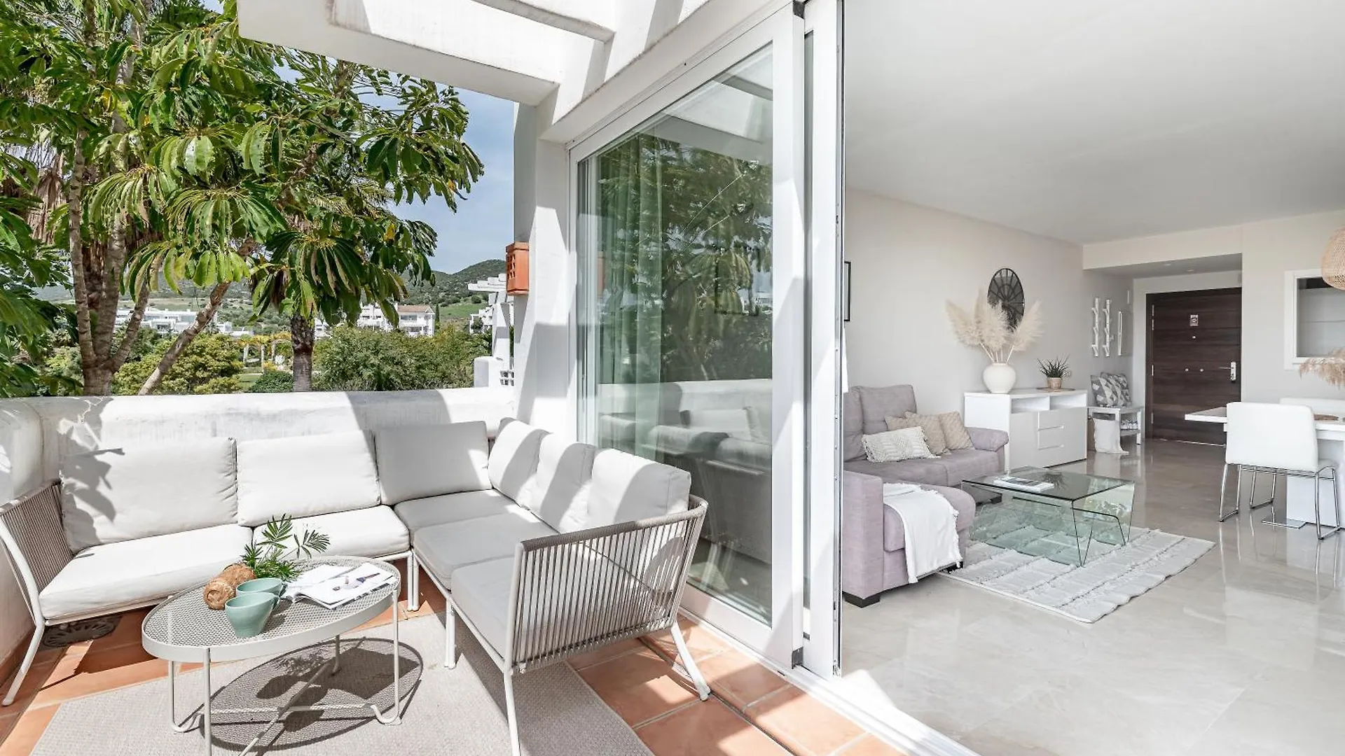 Paradise Lagoon Alcazaba By Hostlovers Estepona Lägenhet