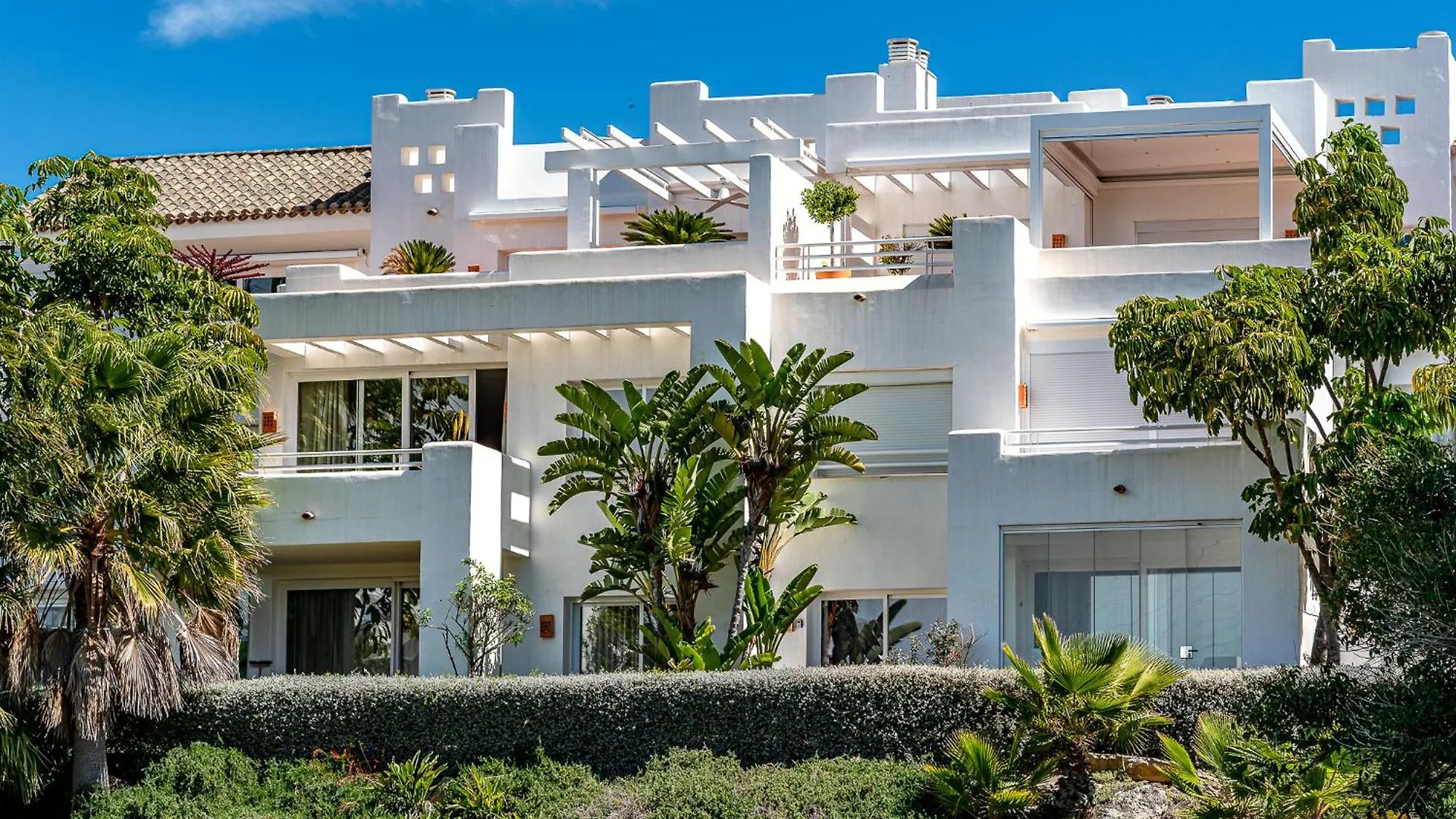 Paradise Lagoon Alcazaba By Hostlovers Estepona 0*,  Spanien